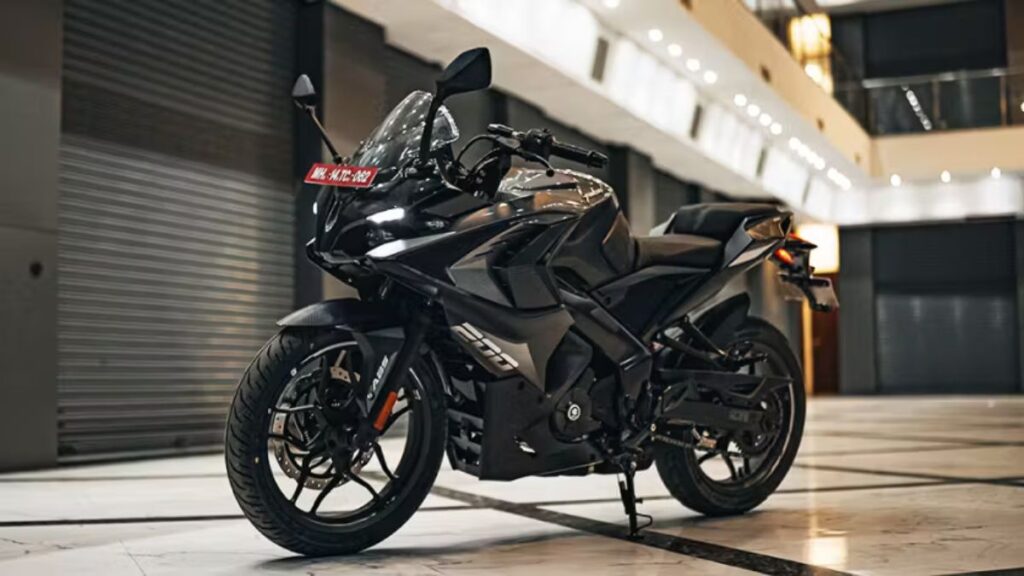 Bajaj Pulsar RS 200