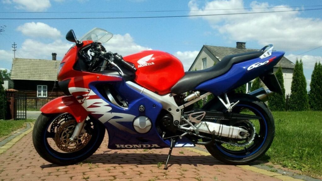 2000 HONDA CBR 600 F4 Review